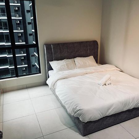 Maxim 2 Bedrooms Mrt Station Cheras Kuala Lumpur Homestay Kültér fotó