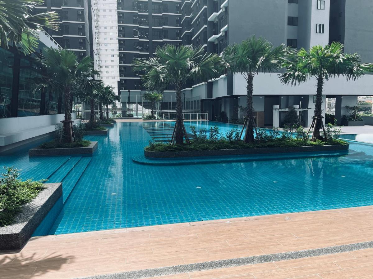 Maxim 2 Bedrooms Mrt Station Cheras Kuala Lumpur Homestay Kültér fotó