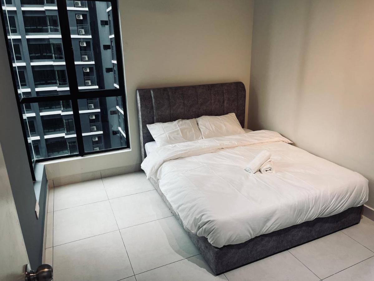 Maxim 2 Bedrooms Mrt Station Cheras Kuala Lumpur Homestay Kültér fotó