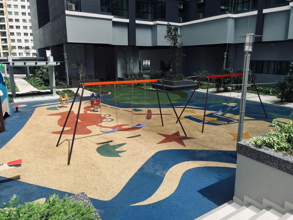 Maxim 2 Bedrooms Mrt Station Cheras Kuala Lumpur Homestay Kültér fotó