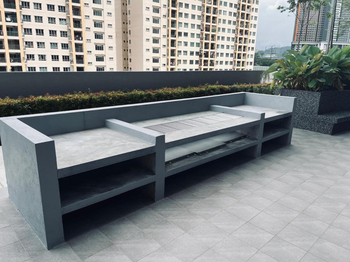 Maxim 2 Bedrooms Mrt Station Cheras Kuala Lumpur Homestay Kültér fotó