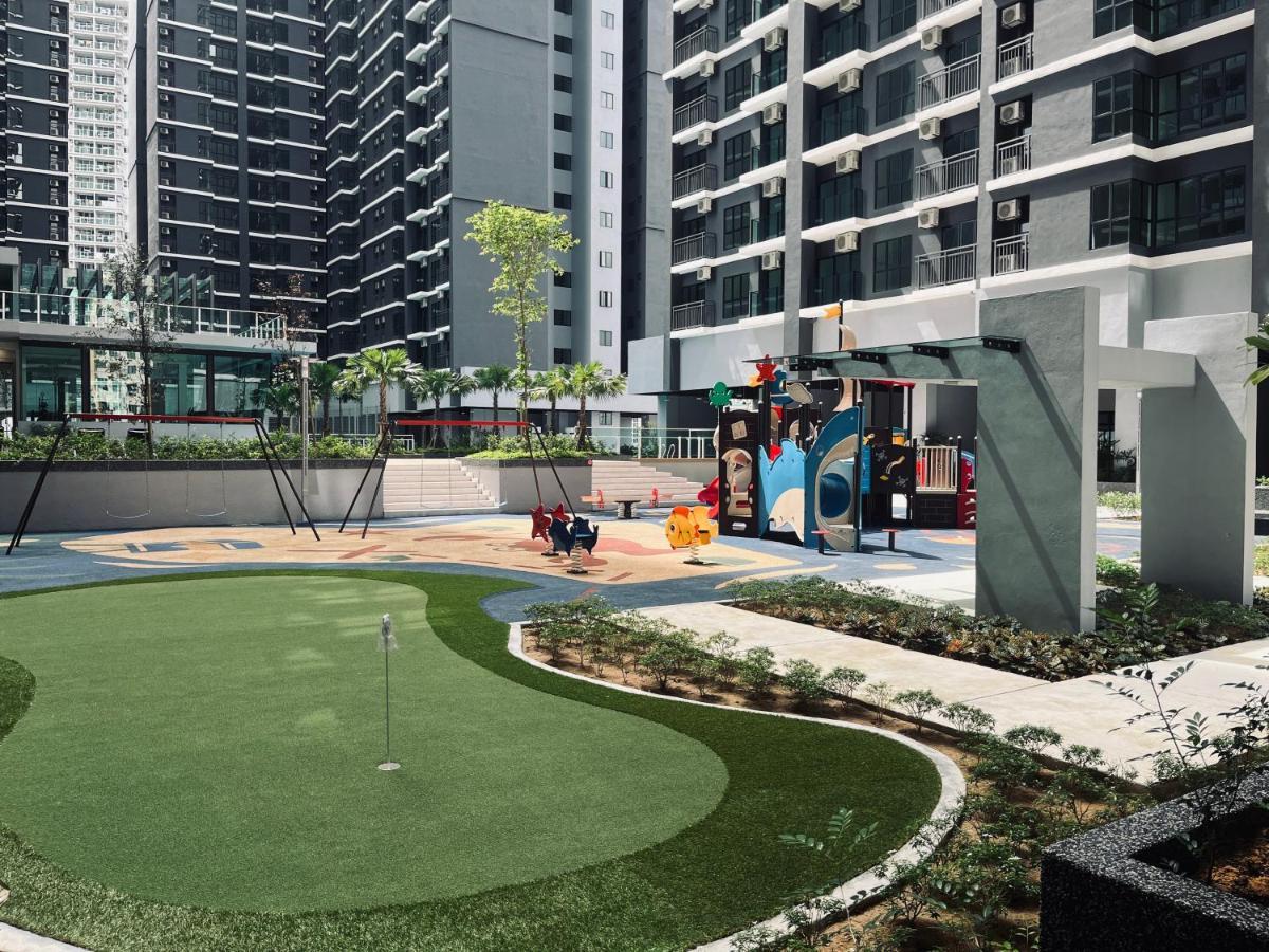 Maxim 2 Bedrooms Mrt Station Cheras Kuala Lumpur Homestay Kültér fotó